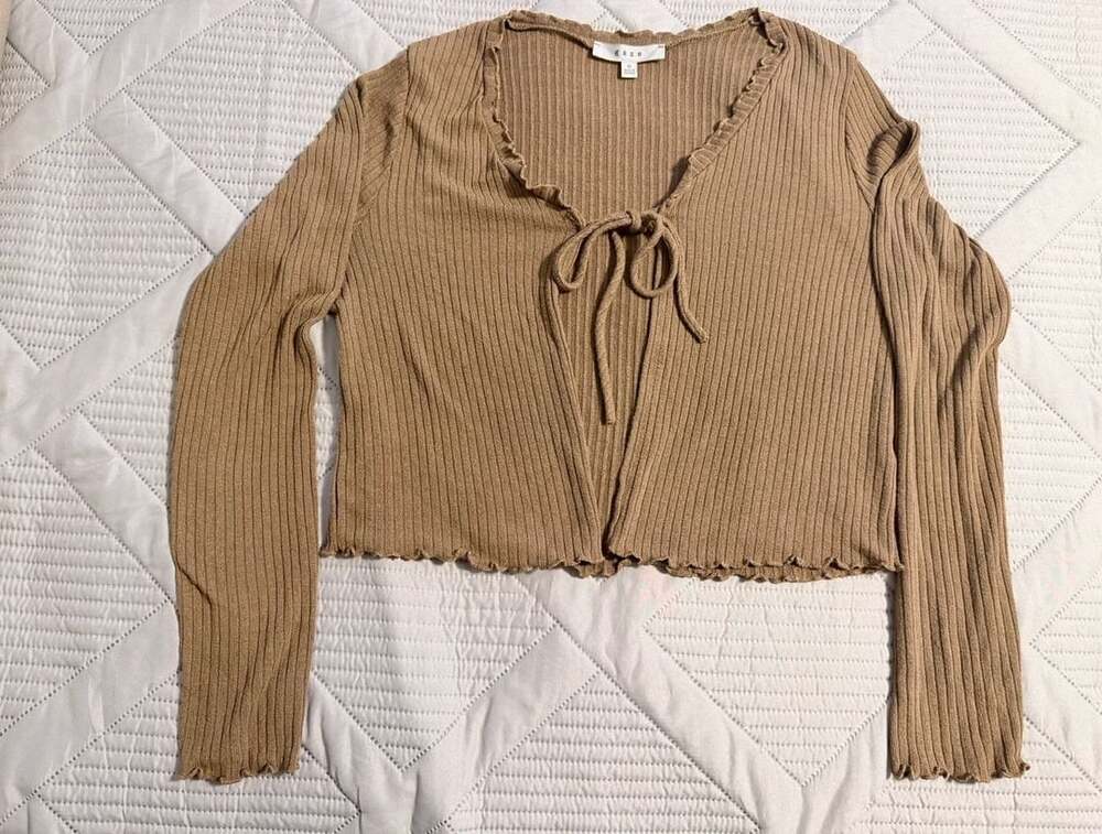 Gaze Brown Ribbed Knit Lettuce-Edge Tie-Front Long Sleeve Crop Cardigan M

AD